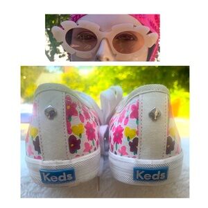 ⭐️ KATE SPADE ♠️ x KEDS ⭐️ EUC Pink Floral Lace-Up Sneakers